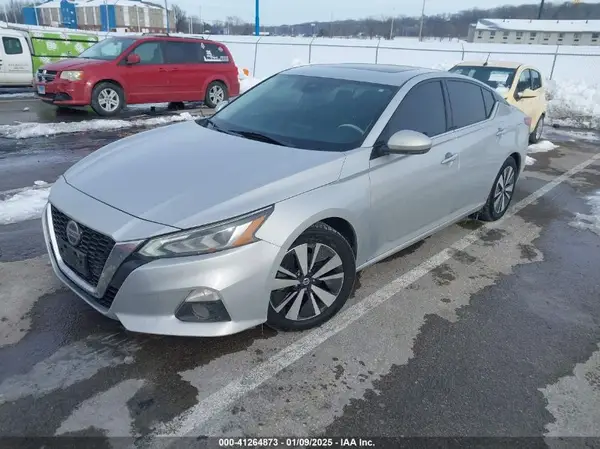 1N4BL4EV5KC256671 2019 NISSAN ALTIMA - Image 2