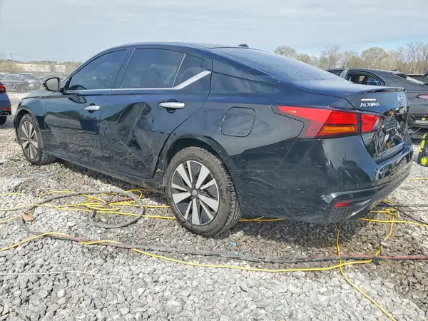 1N4BL4EV5KC257982 2019 NISSAN ALTIMA - Image 2