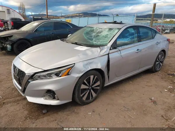 1N4BL4EV5LC163974 2020 NISSAN ALTIMA - Image 2