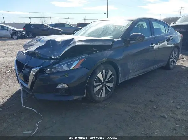 1N4BL4EV5MN417303 2021 NISSAN ALTIMA - Image 2