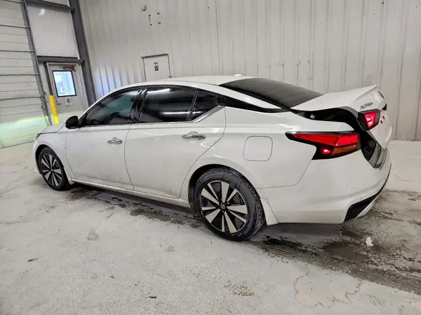 1N4BL4EV5NN416069 2022 NISSAN ALTIMA - Image 2