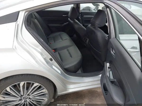 1N4BL4EV5PN360623 2023 NISSAN ALTIMA - Image 8