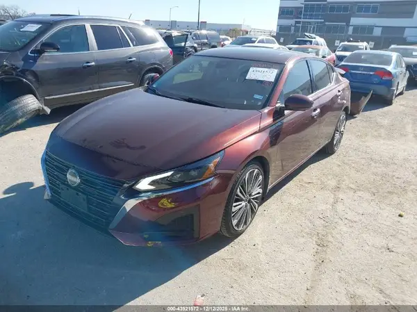 1N4BL4EV5PN417726 2023 NISSAN ALTIMA - Image 2