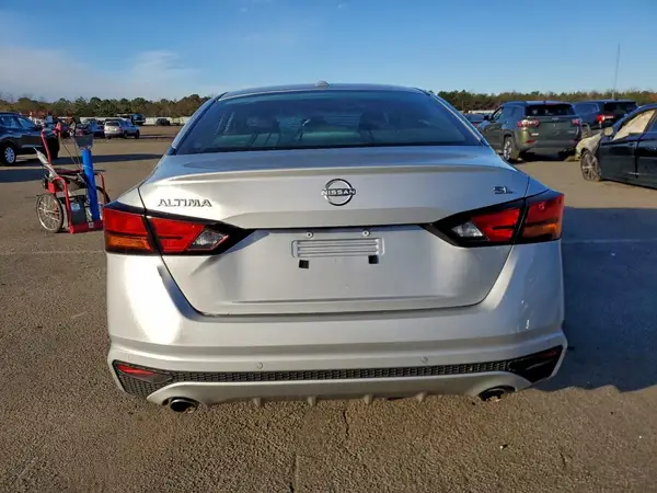 2024 NISSAN ALTIMA auction photo 6
