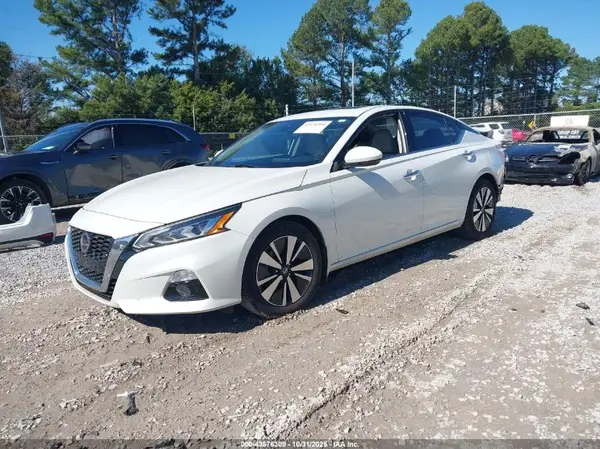 1N4BL4EV6KC138970 2019 NISSAN ALTIMA - Image 2