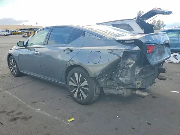 1N4BL4EV6KC153632 2019 NISSAN ALTIMA - Image 2