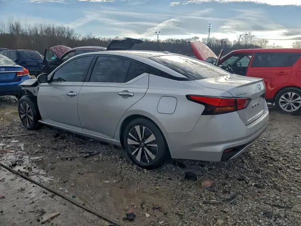 1N4BL4EV6KC230788 2019 NISSAN ALTIMA - Image 2