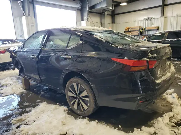 1N4BL4EV6KC258252 2019 NISSAN ALTIMA - Image 2