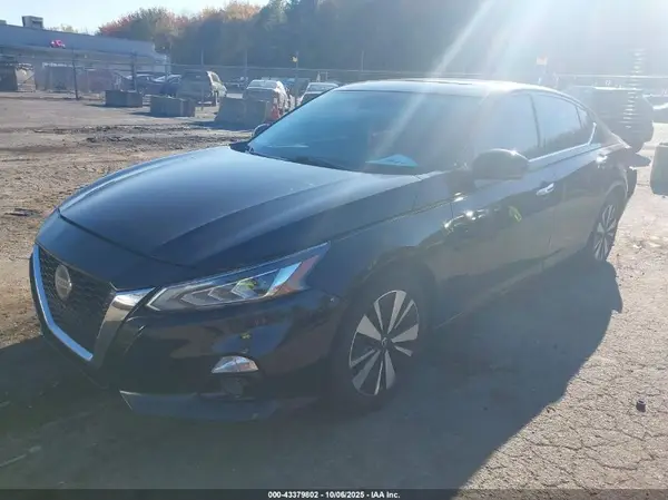 1N4BL4EV6KN312573 2019 NISSAN ALTIMA - Image 2
