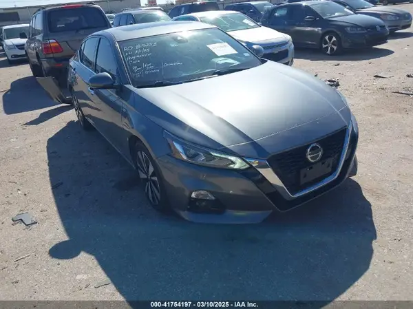 1N4BL4EV6LC158329 2020 NISSAN ALTIMA - Image 1