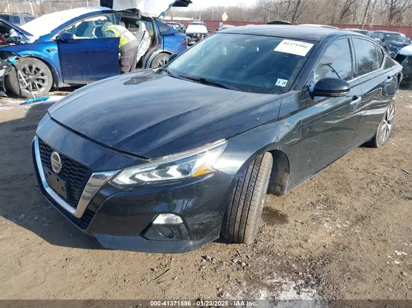 1N4BL4EV6LC188611 2020 NISSAN ALTIMA - Image 2