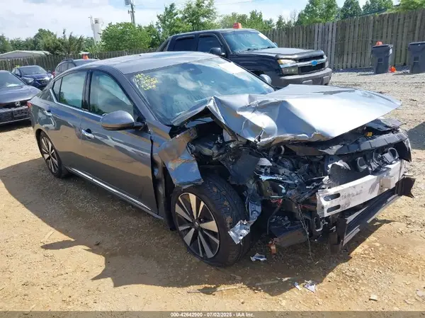 1N4BL4EV6LC227889 2020 NISSAN ALTIMA - Image 1