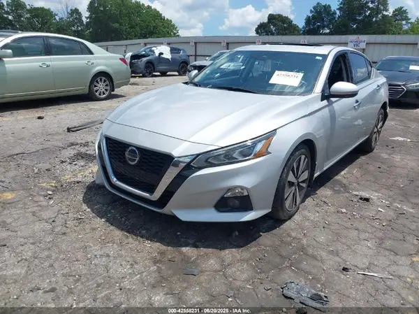 1N4BL4EV6MN345897 2021 NISSAN ALTIMA - Image 2
