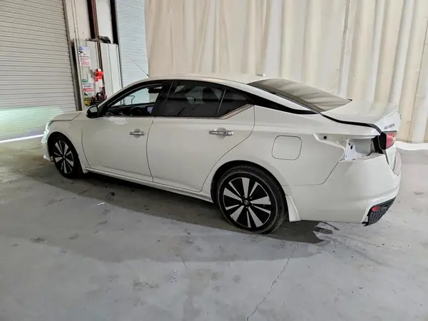 1N4BL4EV6NN308477 2022 NISSAN ALTIMA - Image 2
