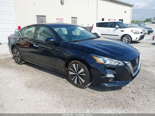 1N4BL4EV6NN357646 2022 NISSAN ALTIMA - Image 1