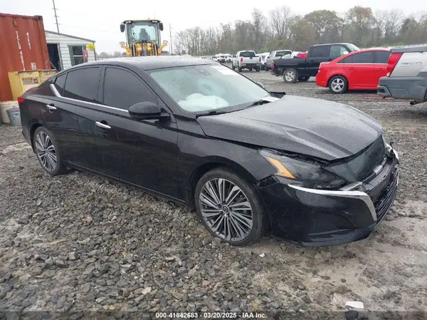 1N4BL4EV6PN321829 2023 NISSAN ALTIMA - Image 1