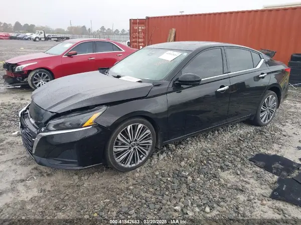 1N4BL4EV6PN321829 2023 NISSAN ALTIMA - Image 2
