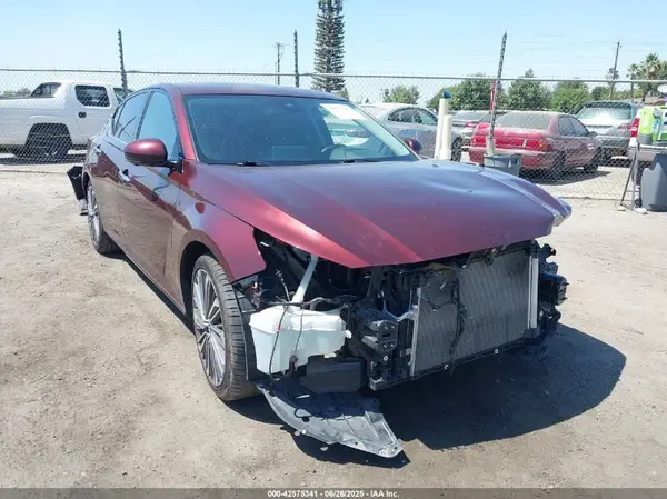1N4BL4EV6PN340428 2023 NISSAN ALTIMA - Image 1