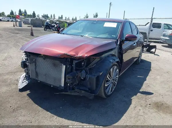 1N4BL4EV6PN340428 2023 NISSAN ALTIMA - Image 2
