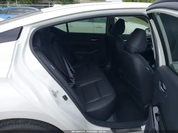 1N4BL4EV6PN341644 2023 NISSAN ALTIMA - Image 8