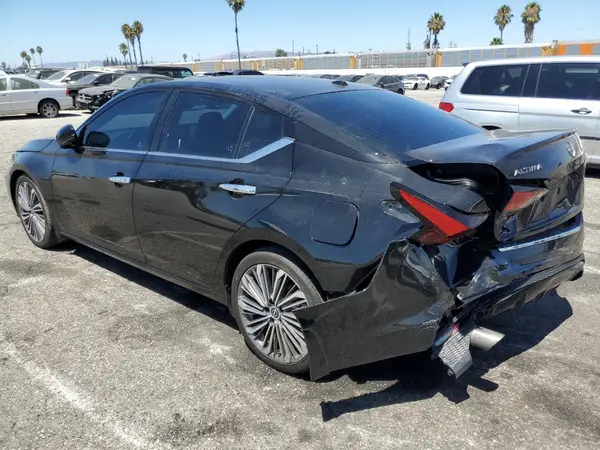 1N4BL4EV6PN347427 2023 NISSAN ALTIMA - Image 2