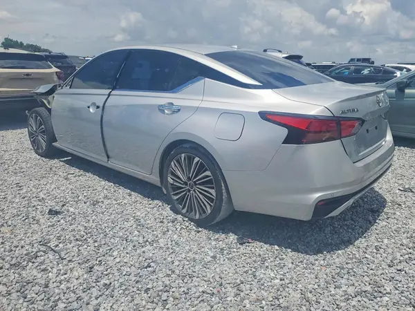 1N4BL4EV6PN393128 2023 NISSAN ALTIMA - Image 2