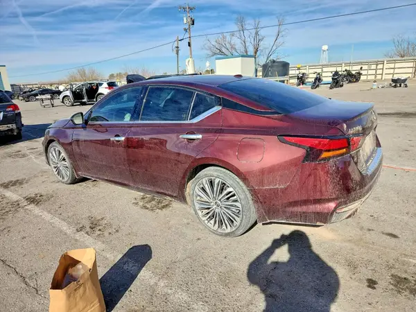 1N4BL4EV6PN418366 2023 NISSAN ALTIMA - Image 2