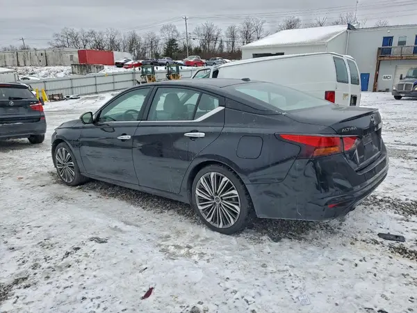 1N4BL4EV6RN300353 2024 NISSAN ALTIMA - Image 2