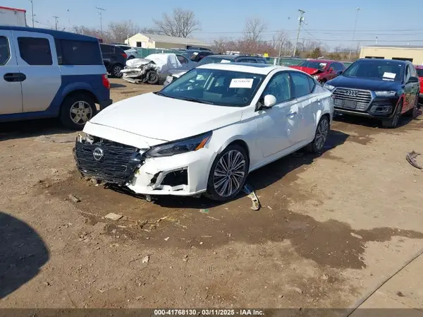 1N4BL4EV6RN355790 2024 NISSAN ALTIMA - Image 2