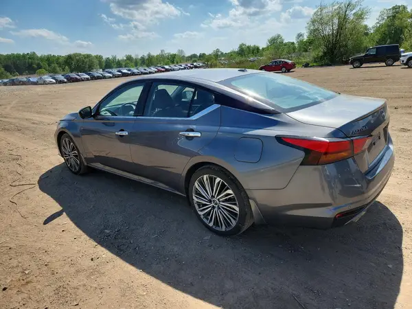 1N4BL4EV6RN401523 2024 NISSAN ALTIMA - Image 2