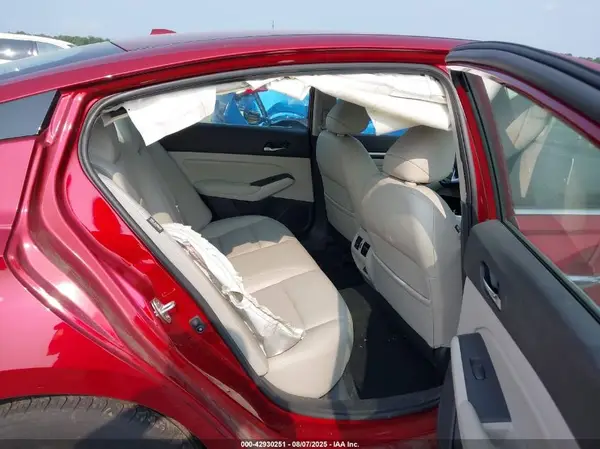 1N4BL4EV7KC111275 2019 NISSAN ALTIMA - Image 8