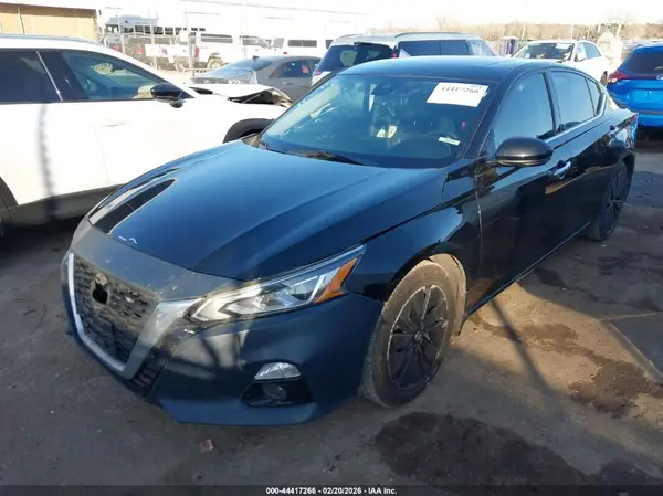 1N4BL4EV7KC130778 2019 NISSAN ALTIMA - Image 2