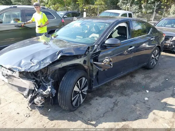 1N4BL4EV7KC174411 2019 NISSAN ALTIMA - Image 2