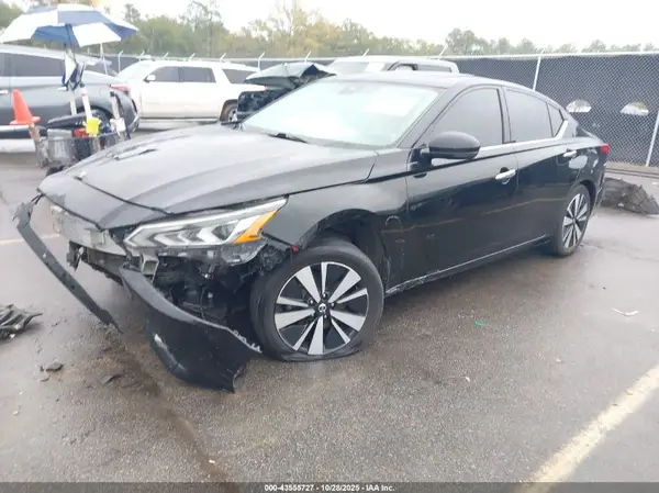 1N4BL4EV7KC178149 2019 NISSAN ALTIMA - Image 2