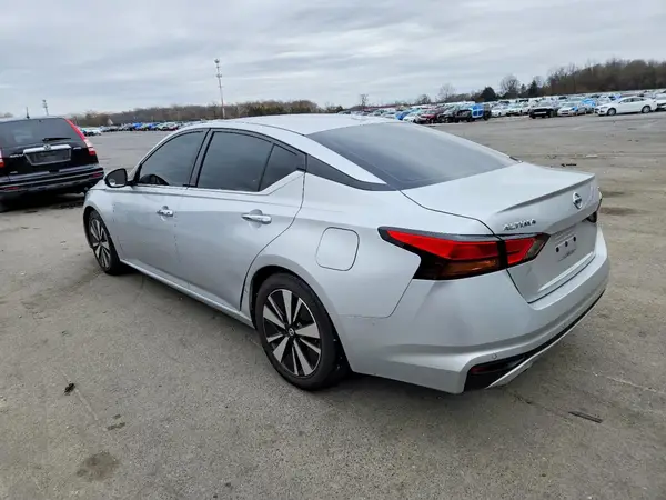 1N4BL4EV7KC214499 2019 NISSAN ALTIMA - Image 2