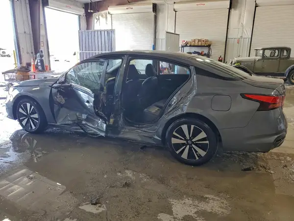1N4BL4EV7KC229472 2019 NISSAN ALTIMA - Image 2