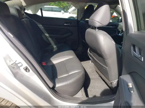 1N4BL4EV7KC246563 2019 NISSAN ALTIMA - Image 8