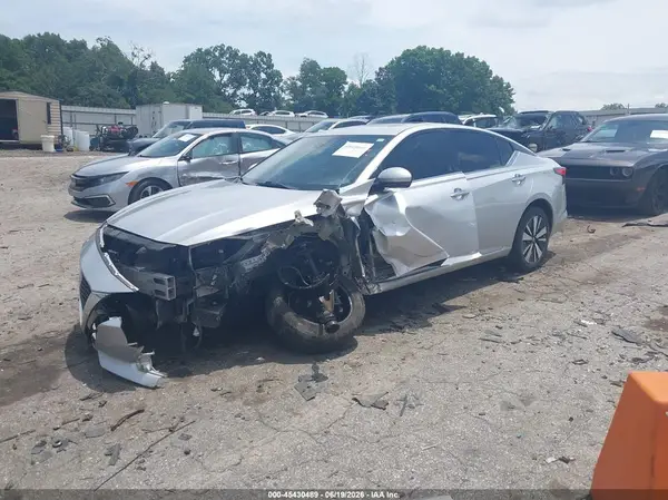 1N4BL4EV7LC144813 2020 NISSAN ALTIMA - Image 2
