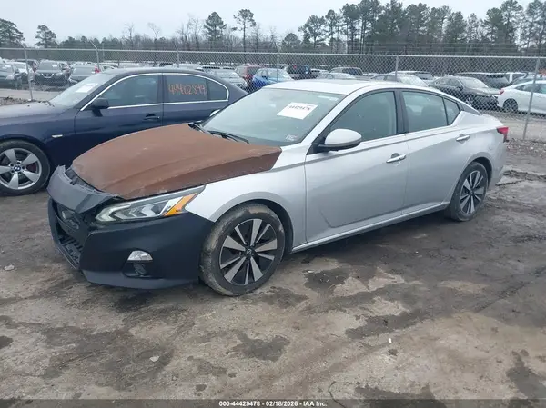 1N4BL4EV7LC144889 2020 NISSAN ALTIMA - Image 2