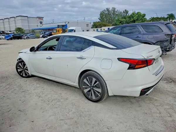 1N4BL4EV7LN310073 2020 NISSAN ALTIMA - Image 2