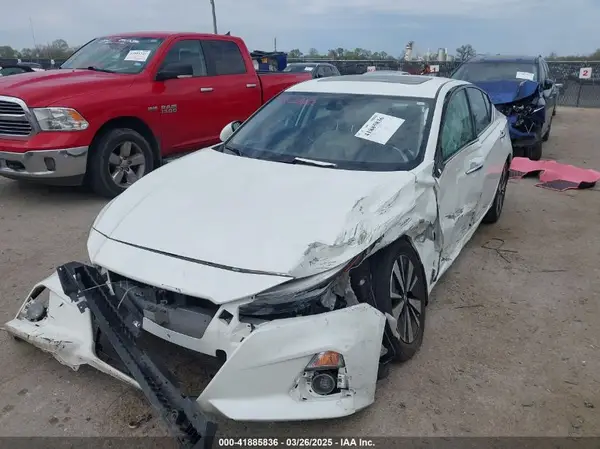 1N4BL4EV7MN313587 2021 NISSAN ALTIMA - Image 2