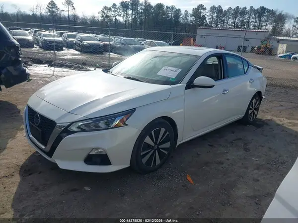 1N4BL4EV7MN327005 2021 NISSAN ALTIMA - Image 2