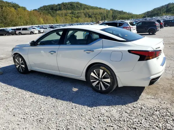 1N4BL4EV7NN422827 2022 NISSAN ALTIMA - Image 2