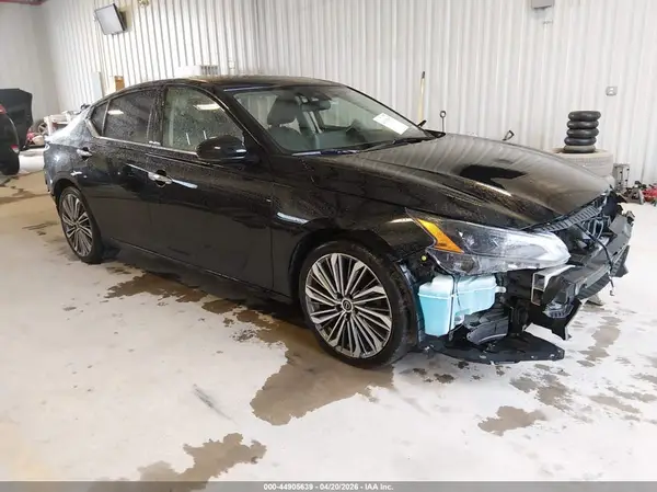 1N4BL4EV7PN330927 2023 NISSAN ALTIMA - Image 1