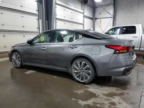 1N4BL4EV7PN367654 2023 NISSAN ALTIMA - Image 2