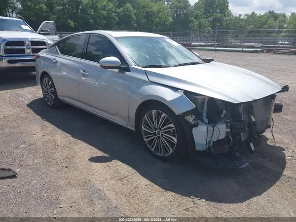 1N4BL4EV7PN370604 2023 NISSAN ALTIMA - Image 1