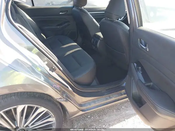1N4BL4EV7PN374880 2023 NISSAN ALTIMA - Image 8