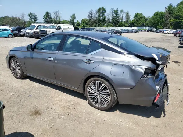1N4BL4EV7PN387287 2023 NISSAN ALTIMA - Image 2
