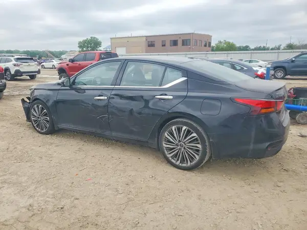 1N4BL4EV7RN331692 2024 NISSAN ALTIMA - Image 2