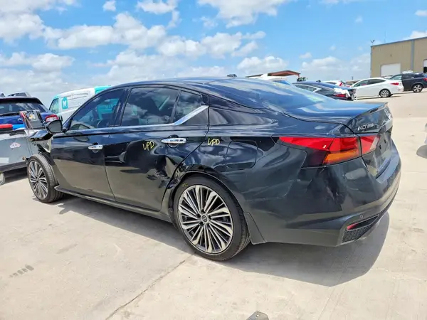 1N4BL4EV7RN342336 2024 NISSAN ALTIMA - Image 2